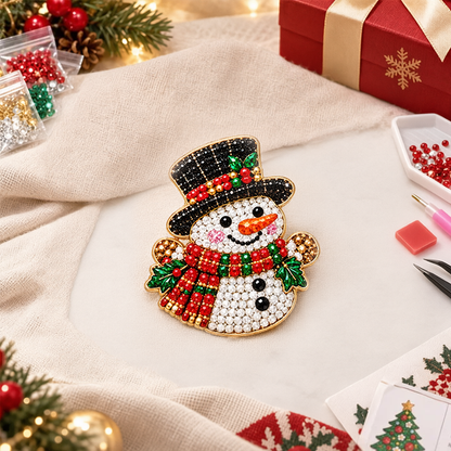🔥🎄Sparkling Christmas Brooches - A Beginner-Friendly Diamond Painting Kit For Cozy Family Crafting, Festive Outfits And Heartfelt Handmade Gifts💎